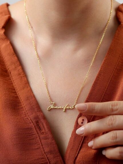 Name necklace stylish