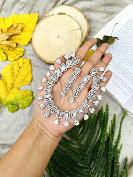 Kasturi necklace