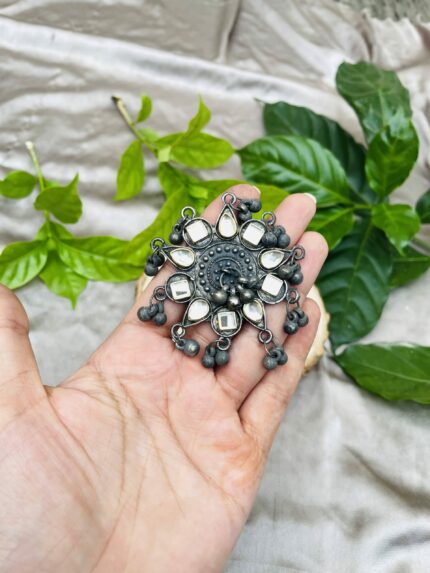 Black golden touch Ring