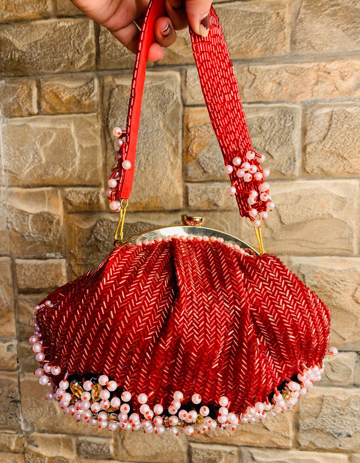 Amazon.com: Women's Potli Bags for Gift, Bridal Clutch, Ethnic Rajasthani  Potli Bags for Return Gift, Jain Shagun Potlies, Traditional Party Favor  Bags (Set of 4) : Health & Household