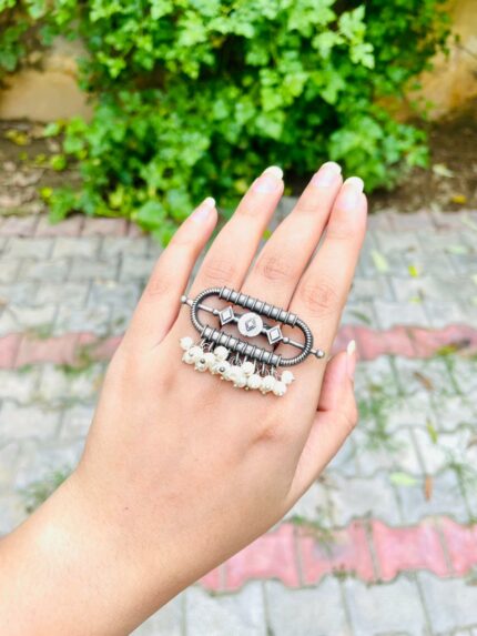Rectangle brass ring