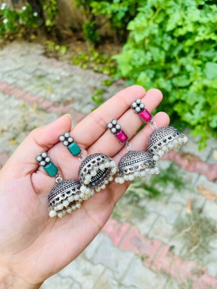 Aashvi Brass earrings