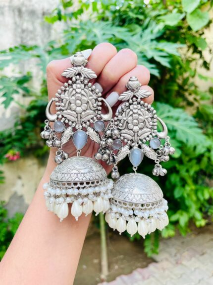 Manchali brass jhumka grey