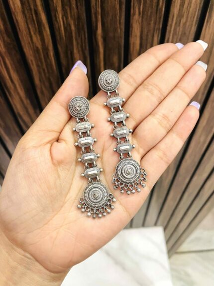 line brass earrings