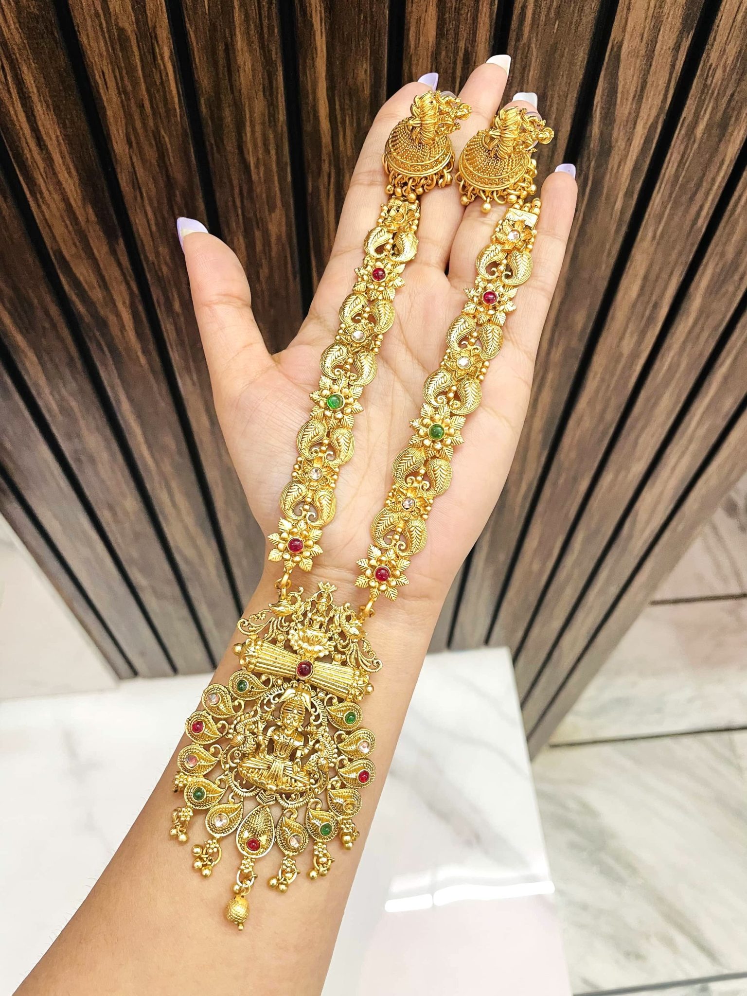 Lakshmi long best sale chain