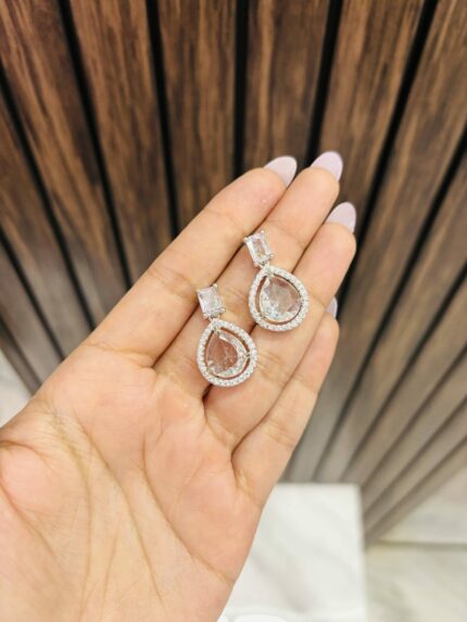 Drop Ad Studs white