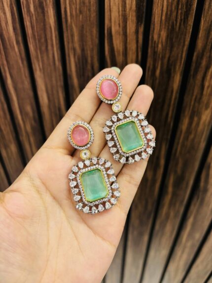 Nuri ad Earrings