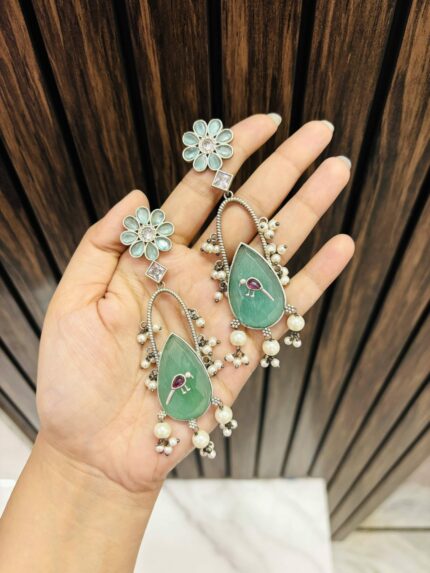 Panchi brass earrings Mint