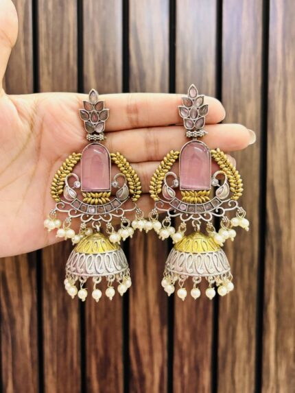 Arch brass earrings Pink