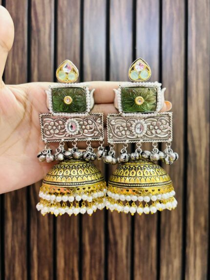 Sirat brass Jhumka green