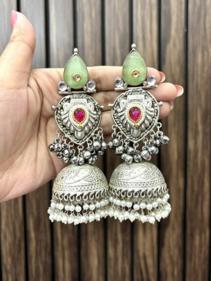 Mayuri brass earrings Mint