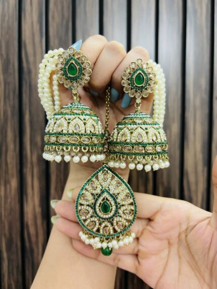jhumke with mangtika Green