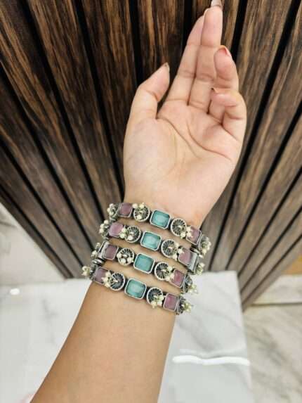 Mint Pink brass kade Quantity 1