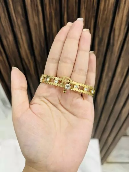 D anti tarnish bracelet