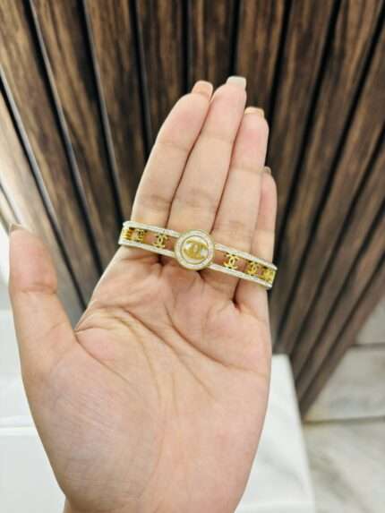Channel anti tarnish bracelet