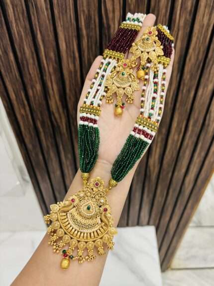 Neck haar gold on sale