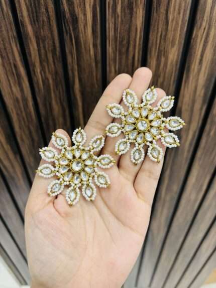 Sunflower studs earrings