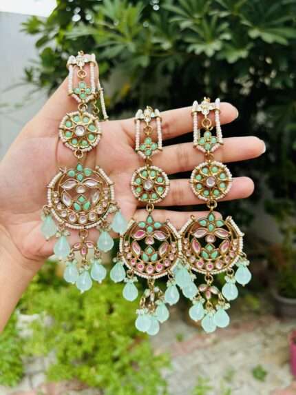 Earrings with mangtika Mint