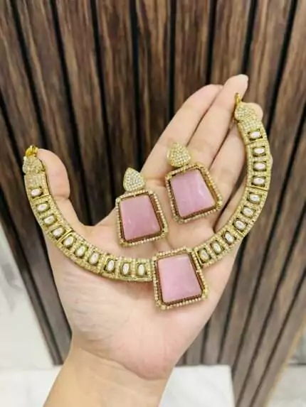 Pink beauty ad polki necklace
