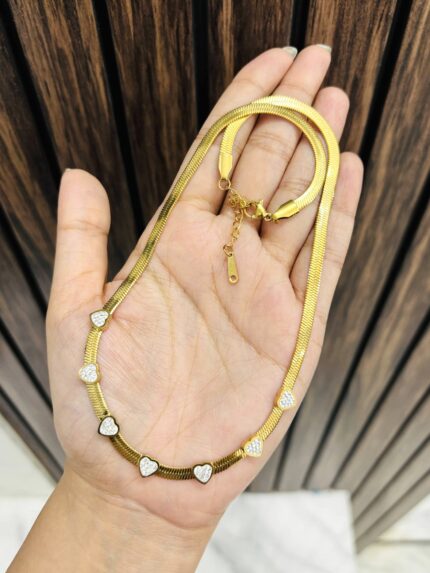 Anti tarnish 7 heart necklace