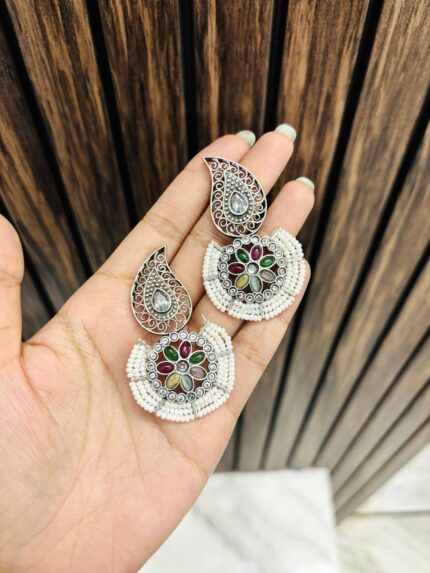 Paisley brass Earrings