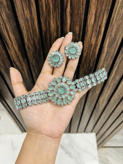 Flower brass Choker Mint