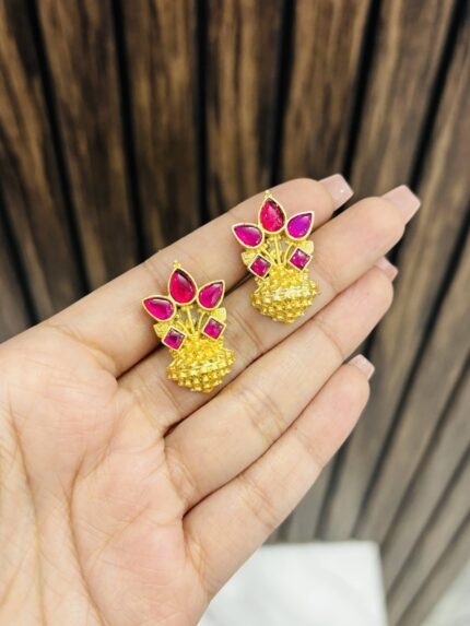 Kalash brass studs Pink