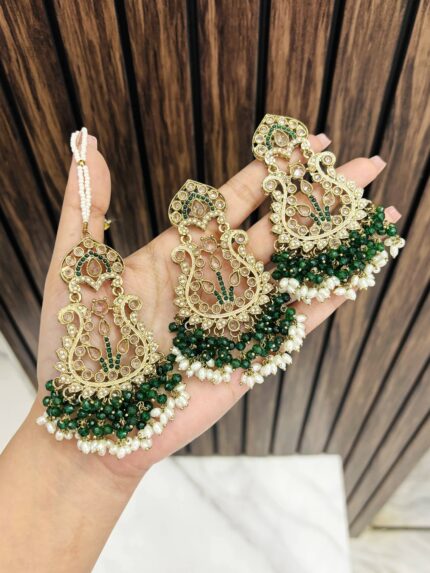 Rakshi Earrings with mangtika Green