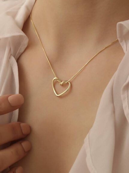 Hollow heart anti tarnish necklace