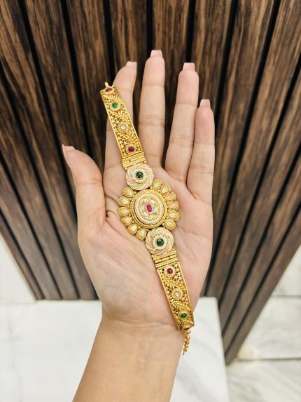 Gold a like bracelet ds2