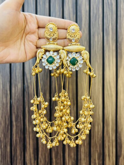Kashmir ke kali Brass Earrings Green