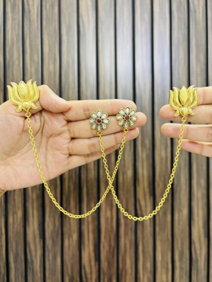 Lotus cute earrings with attachment