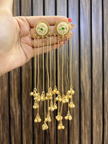 Latkan brass earrings