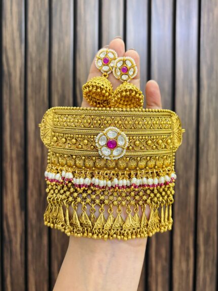 Sarika gold a like necklace ruby