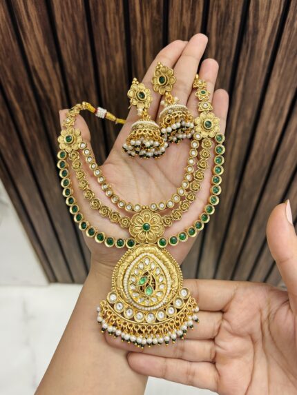 kavya gold a like necklace green