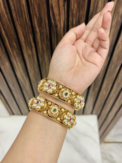 Aashi gold a like kade pair