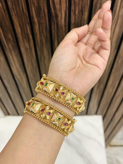 Rima gold a like kade pair